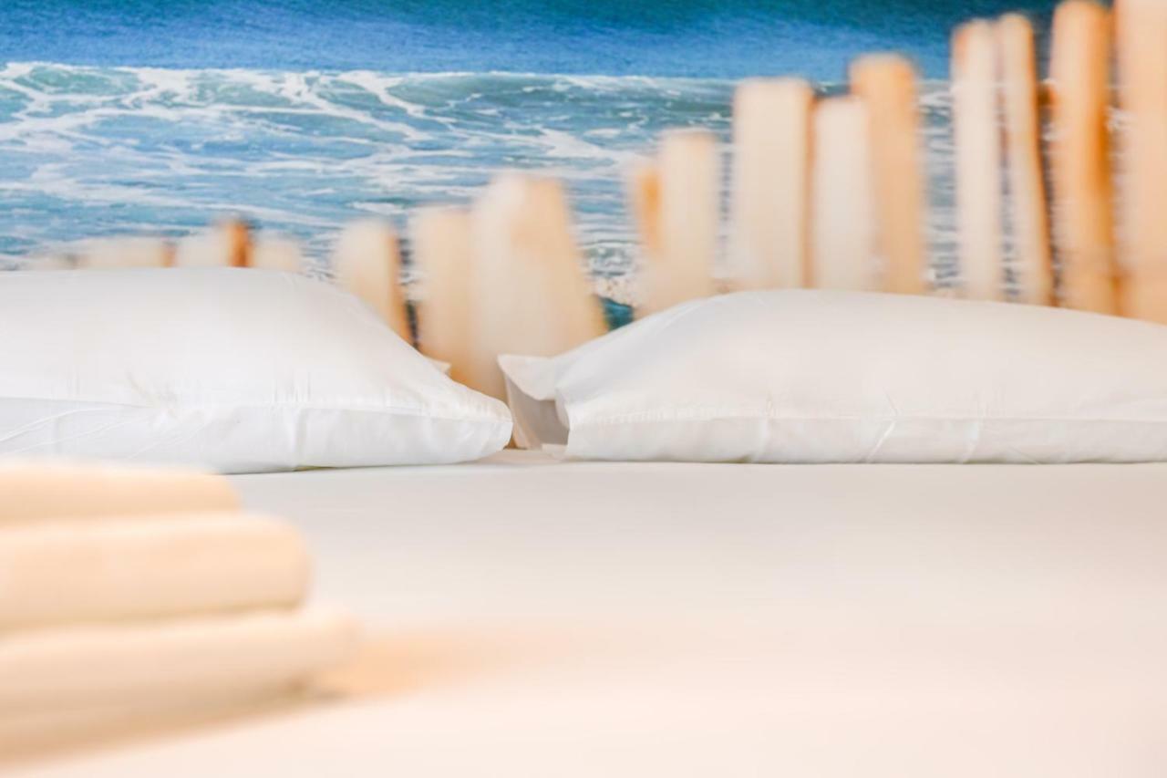 Les Vagues Hotel Restaurant Бискаросс-Плаж Экстерьер фото