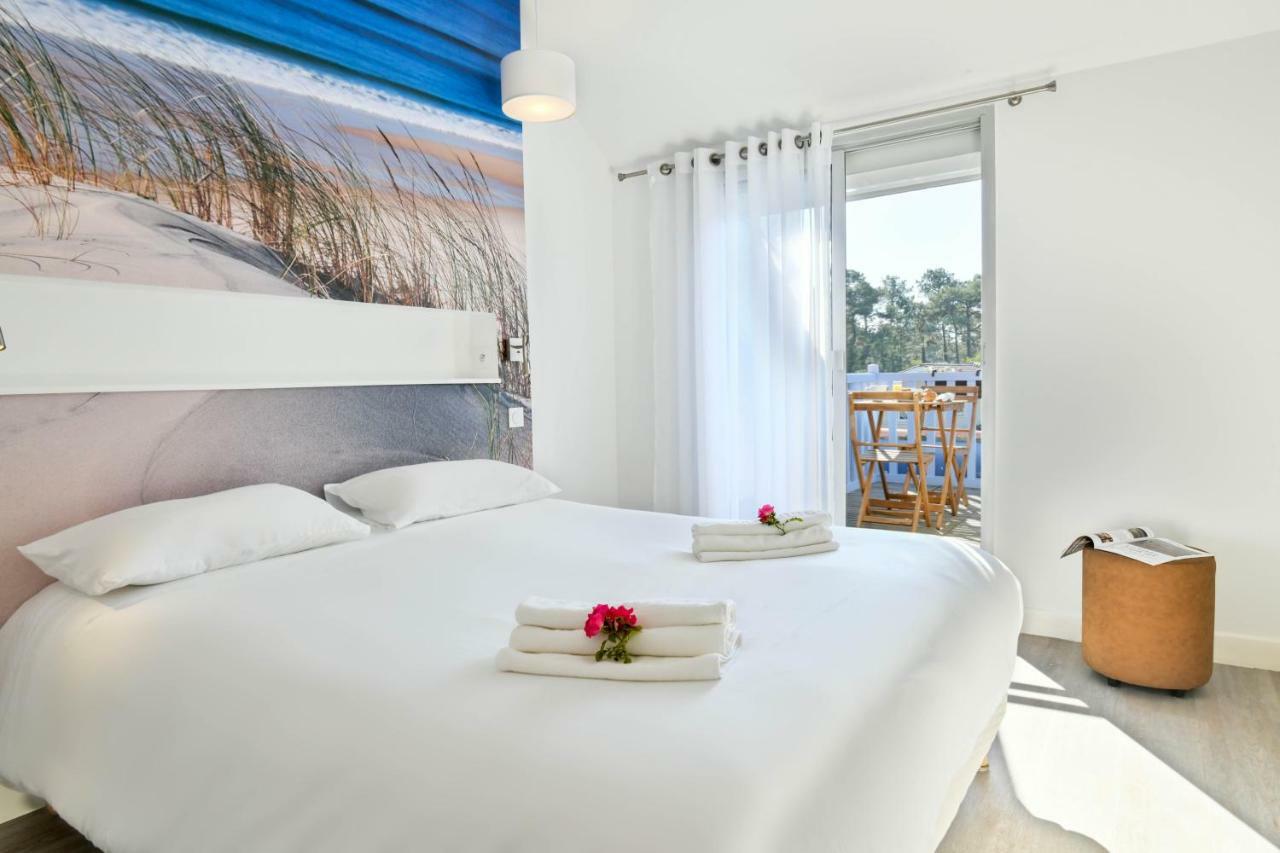 Les Vagues Hotel Restaurant Бискаросс-Плаж Экстерьер фото